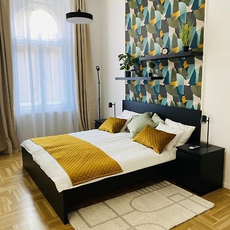 Birdie 3-Bdr Apartment Будапеща Екстериор снимка